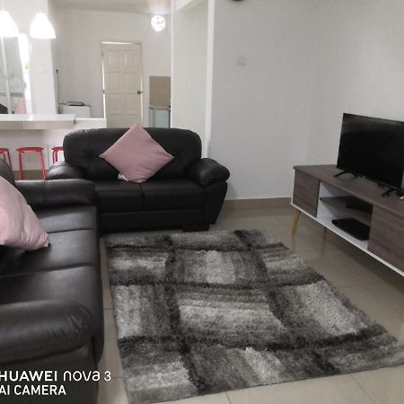 Abah 2 Room Homestay Pasir Gudang Zewnętrze zdjęcie